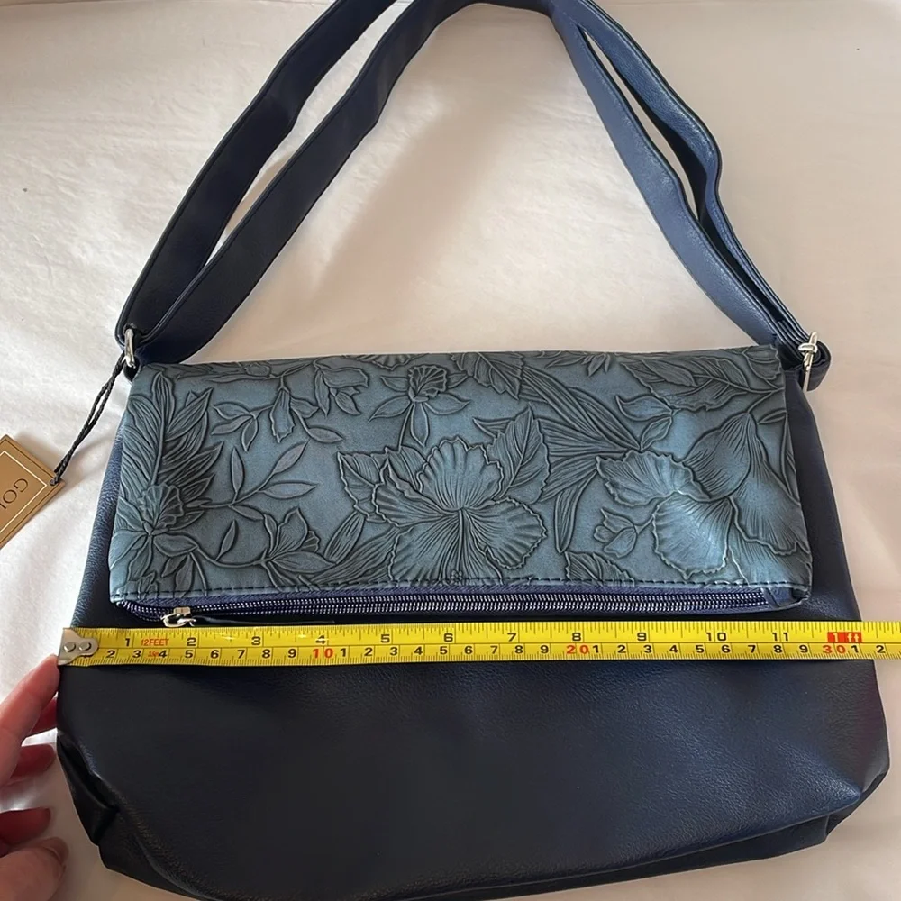 Gold Coast navy blue floral embossed flap adjustable crossbody strap pockets